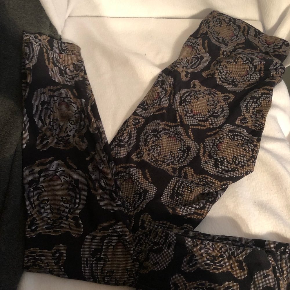“Pixel Tigers” leggings - Picture 2 of 3